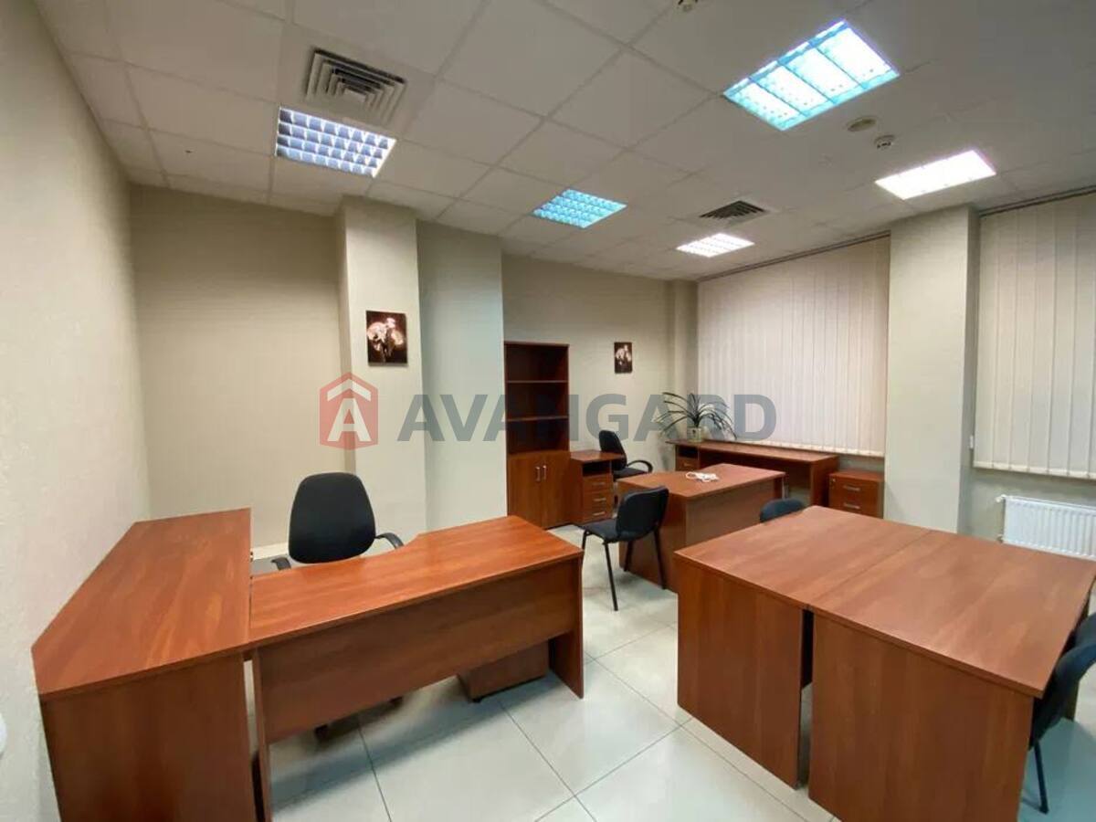 700 ��.�. ���� 8