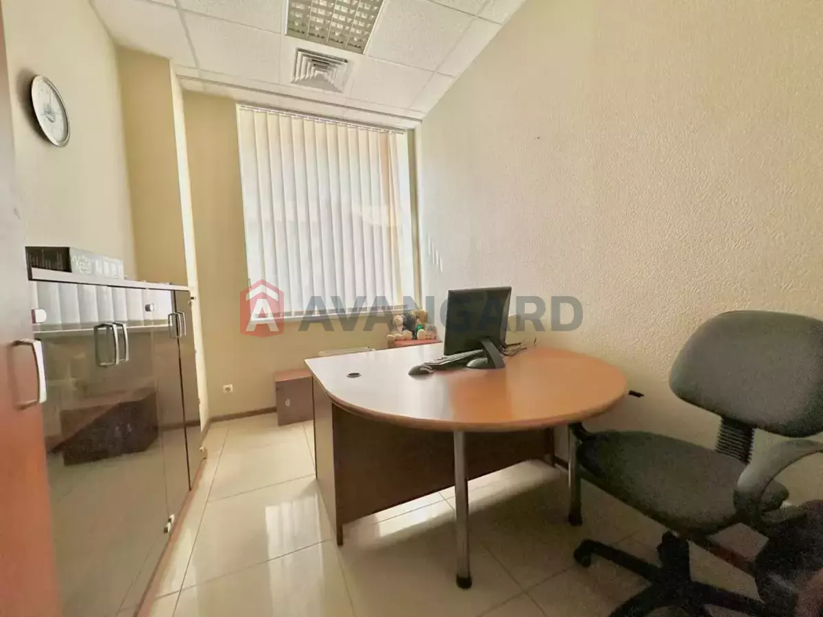 700 ��.�. ���� 7