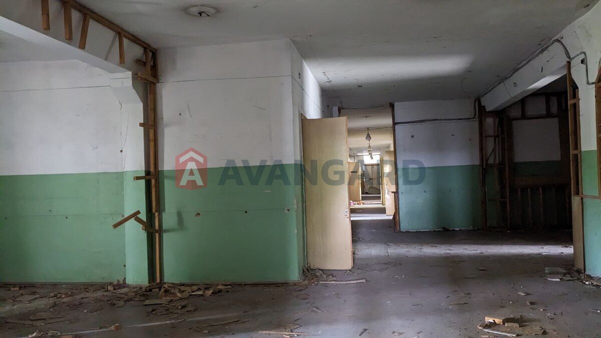 окремо стояча будівля, 5050 кв.м. фото 3 окремо стояча будівля, 5050 кв.м. фото 3