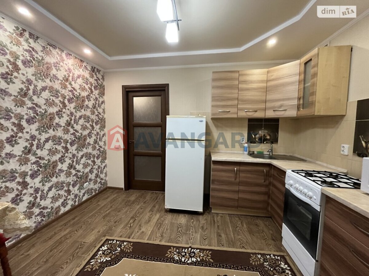 1 кім. квартира, 40/-/10 кв. м., 2/4 поверх фото 4 1 кім. квартира, 40/-/10 кв. м., 2/4 поверх фото 4