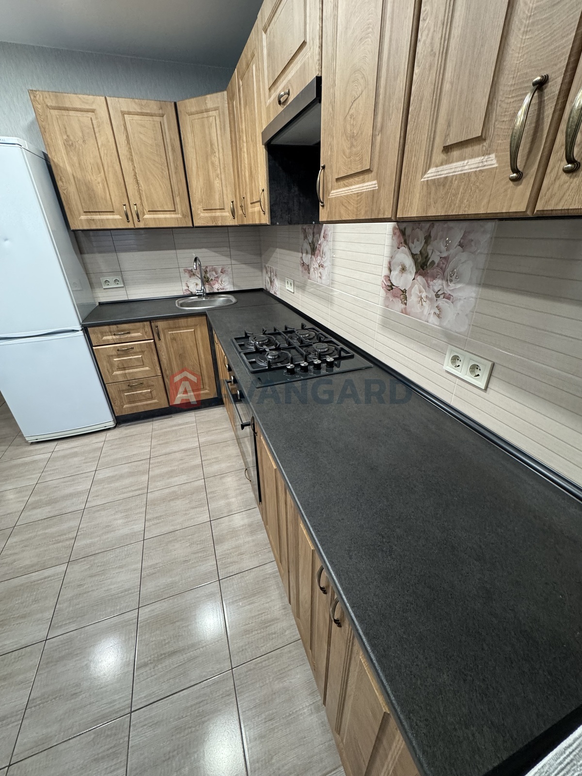 3 кім. квартира, 80/55/14 кв. м., 3/10 поверх фото 10 3 кім. квартира, 80/55/14 кв. м., 3/10 поверх фото 10