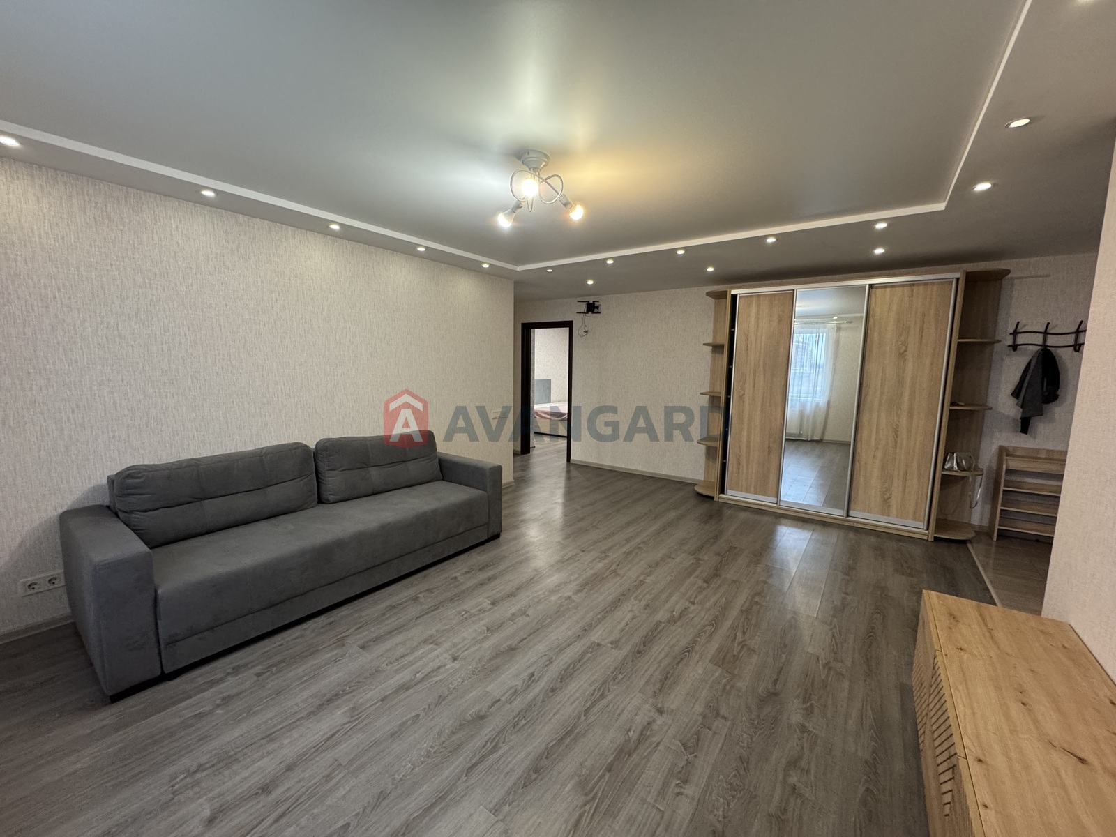 3 кім. квартира, 80/55/14 кв. м., 3/10 поверх фото 7 3 кім. квартира, 80/55/14 кв. м., 3/10 поверх фото 7