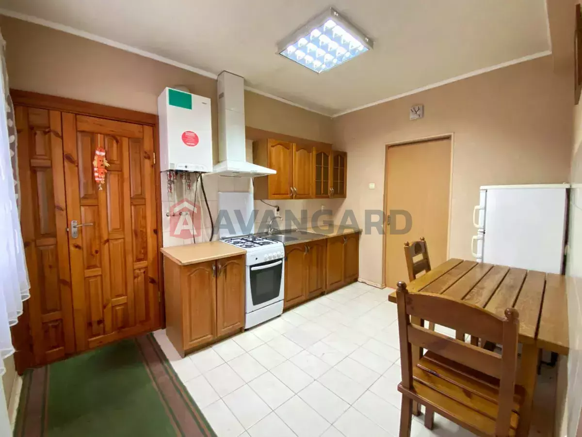 1 кім. квартира, 41/16/10 кв. м., 1/1 поверх фото 1 1 кім. квартира, 41/16/10 кв. м., 1/1 поверх фото 1