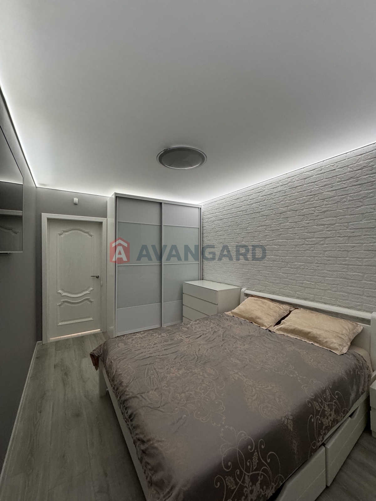 4 комн. квартира, 84/-/10 кв. м., 8/9 этаж фото 5 4 комн. квартира, 84/-/10 кв. м., 8/9 этаж фото 5