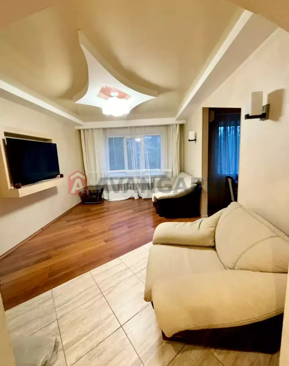 3 кім. квартира, 63/53/10 кв. м., 3/10 поверх фото 2 3 кім. квартира, 63/53/10 кв. м., 3/10 поверх фото 2