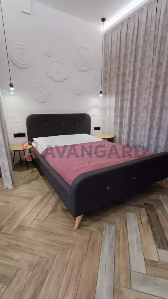 1 кім. квартира, 42/-/- кв. м., 9/9 поверх фото 1 1 кім. квартира, 42/-/- кв. м., 9/9 поверх фото 1