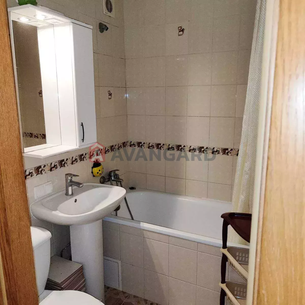 2 кім. квартира, 43/-/6 кв. м., 2/4 поверх фото 19 2 кім. квартира, 43/-/6 кв. м., 2/4 поверх фото 19