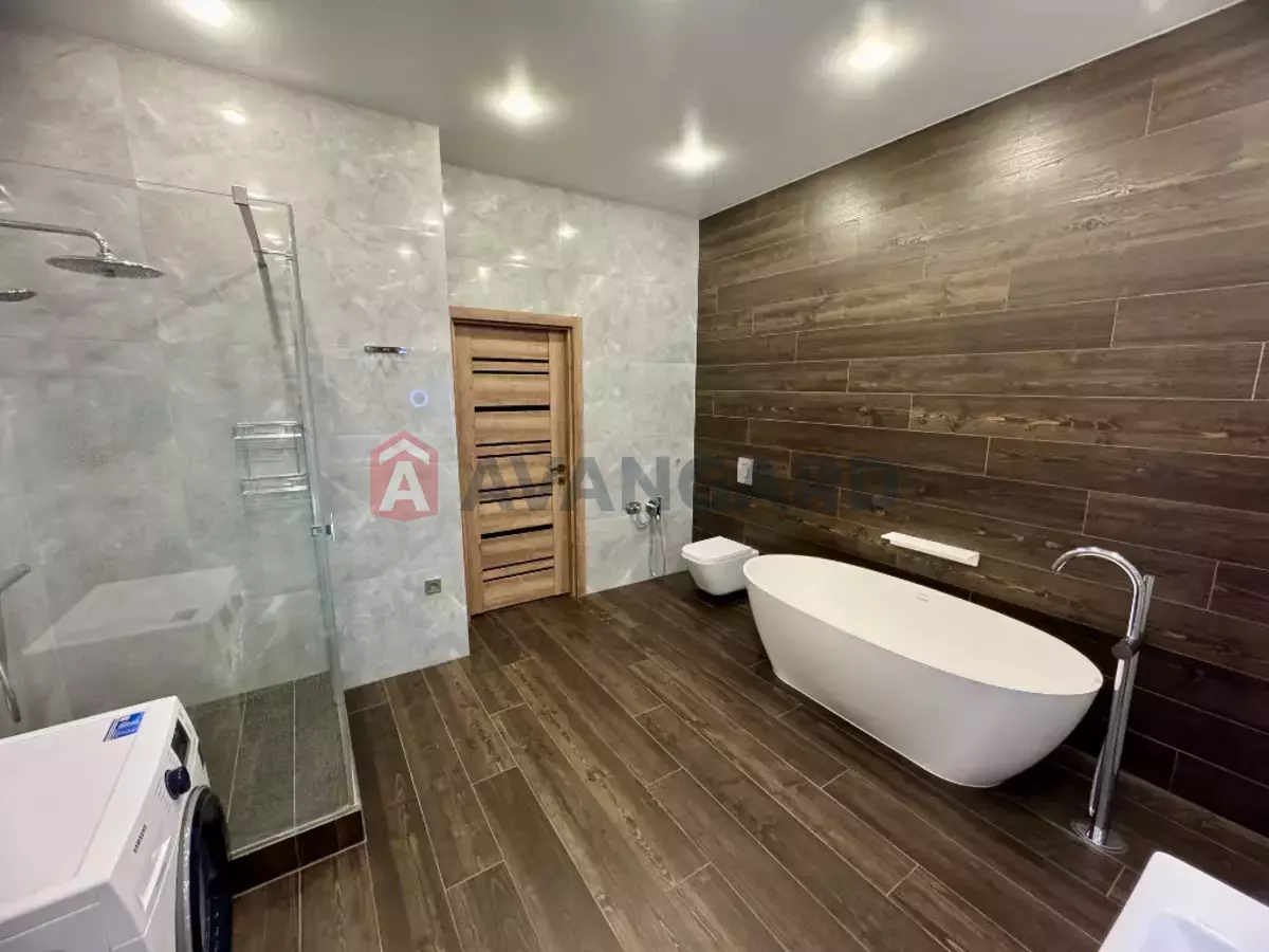 2 кім. квартира, 80/-/- кв. м., 13/16 поверх фото 10 2 кім. квартира, 80/-/- кв. м., 13/16 поверх фото 10