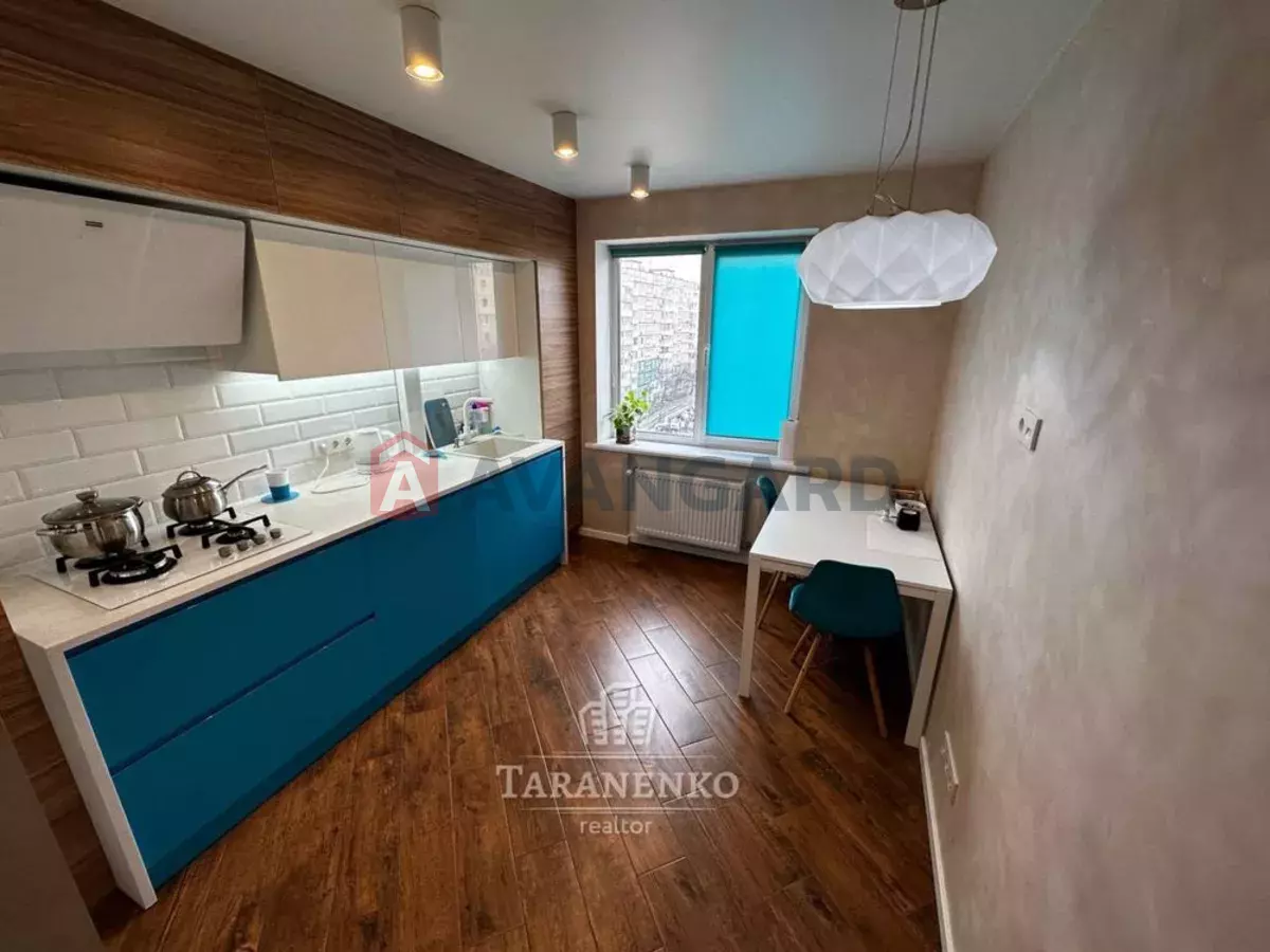 3 кім. квартира, 64/-/8 кв. м., 7/9 поверх фото 2 3 кім. квартира, 64/-/8 кв. м., 7/9 поверх фото 2