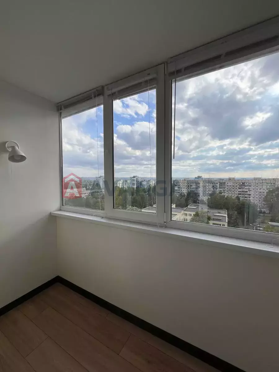 2 кім. квартира, 42/-/- кв. м., 9/12 поверх фото 4 2 кім. квартира, 42/-/- кв. м., 9/12 поверх фото 4