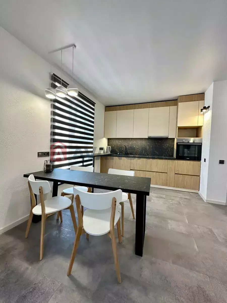 2 кім. квартира, 65/-/- кв. м., 4/5 поверх фото 2 2 кім. квартира, 65/-/- кв. м., 4/5 поверх фото 2