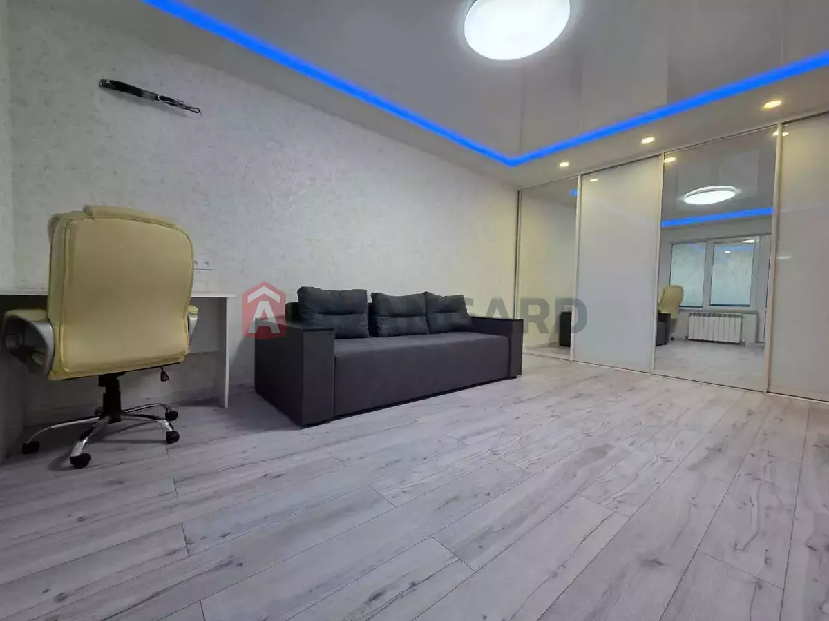 2 кім. квартира, 56/-/- кв. м., 7/9 поверх фото 1 2 кім. квартира, 56/-/- кв. м., 7/9 поверх фото 1