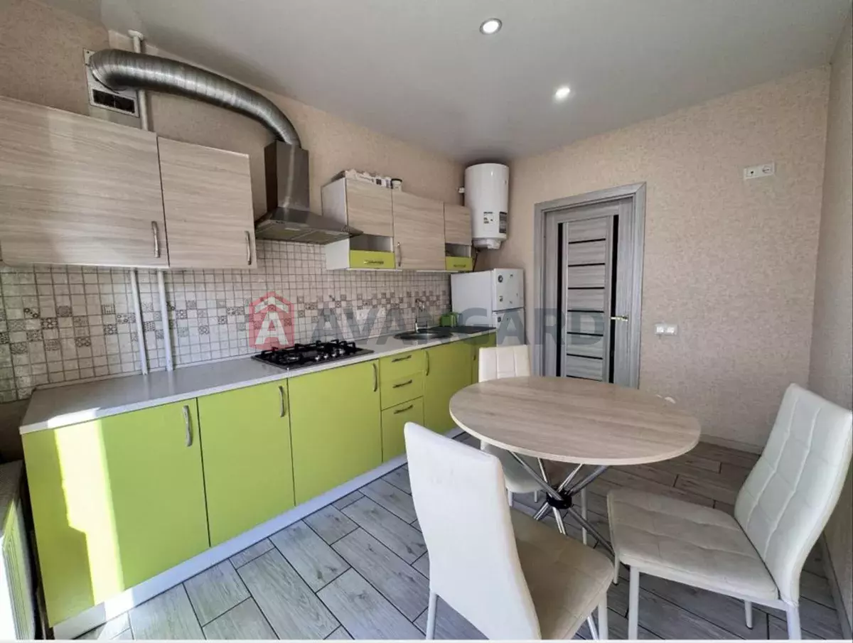 1 кім. квартира, 42/-/10 кв. м., 2/5 поверх фото 1 1 кім. квартира, 42/-/10 кв. м., 2/5 поверх фото 1