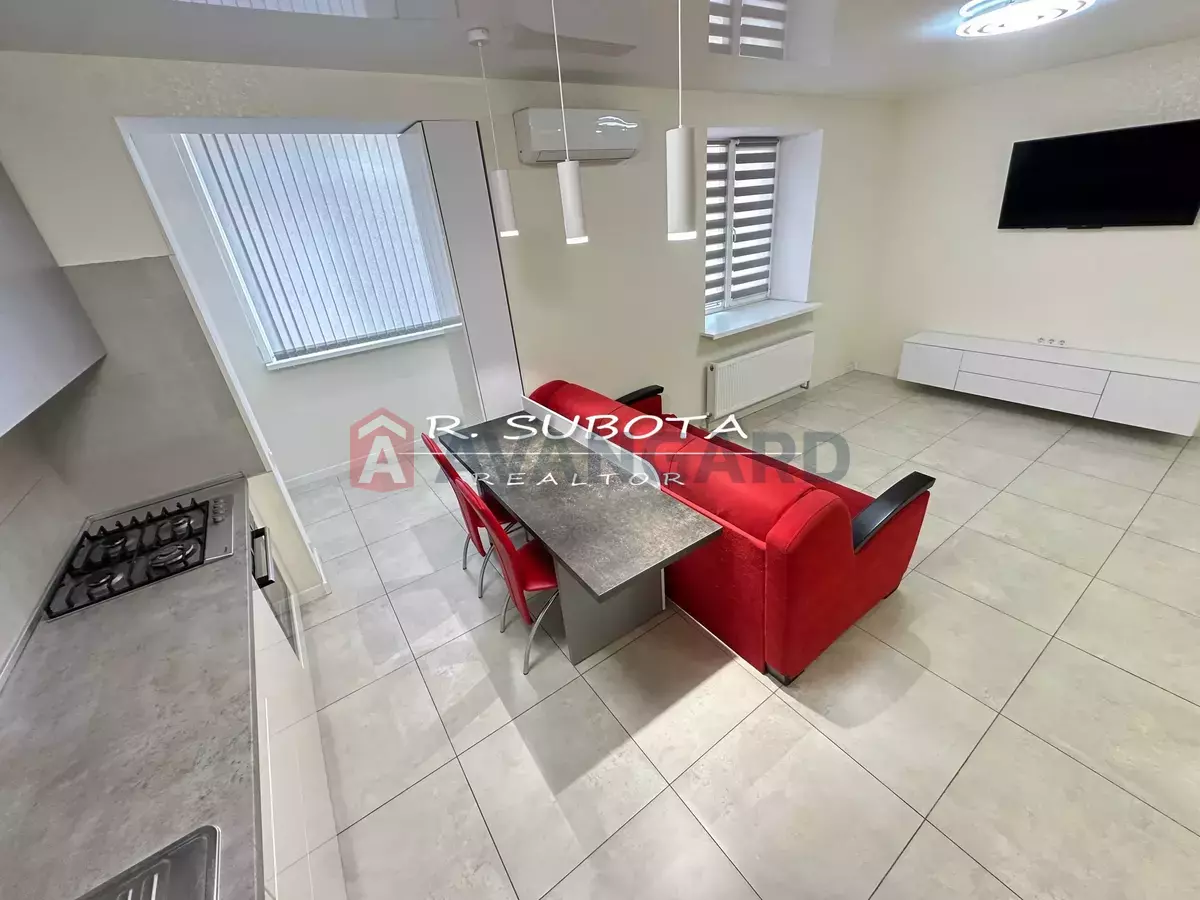 1 кім. квартира, 40/-/- кв. м., 10/12 поверх фото 9 1 кім. квартира, 40/-/- кв. м., 10/12 поверх фото 9