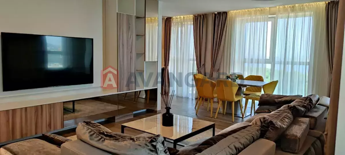 3 кім. квартира, 110/70/20 кв. м., 17/17 поверх фото 1 3 кім. квартира, 110/70/20 кв. м., 17/17 поверх фото 1