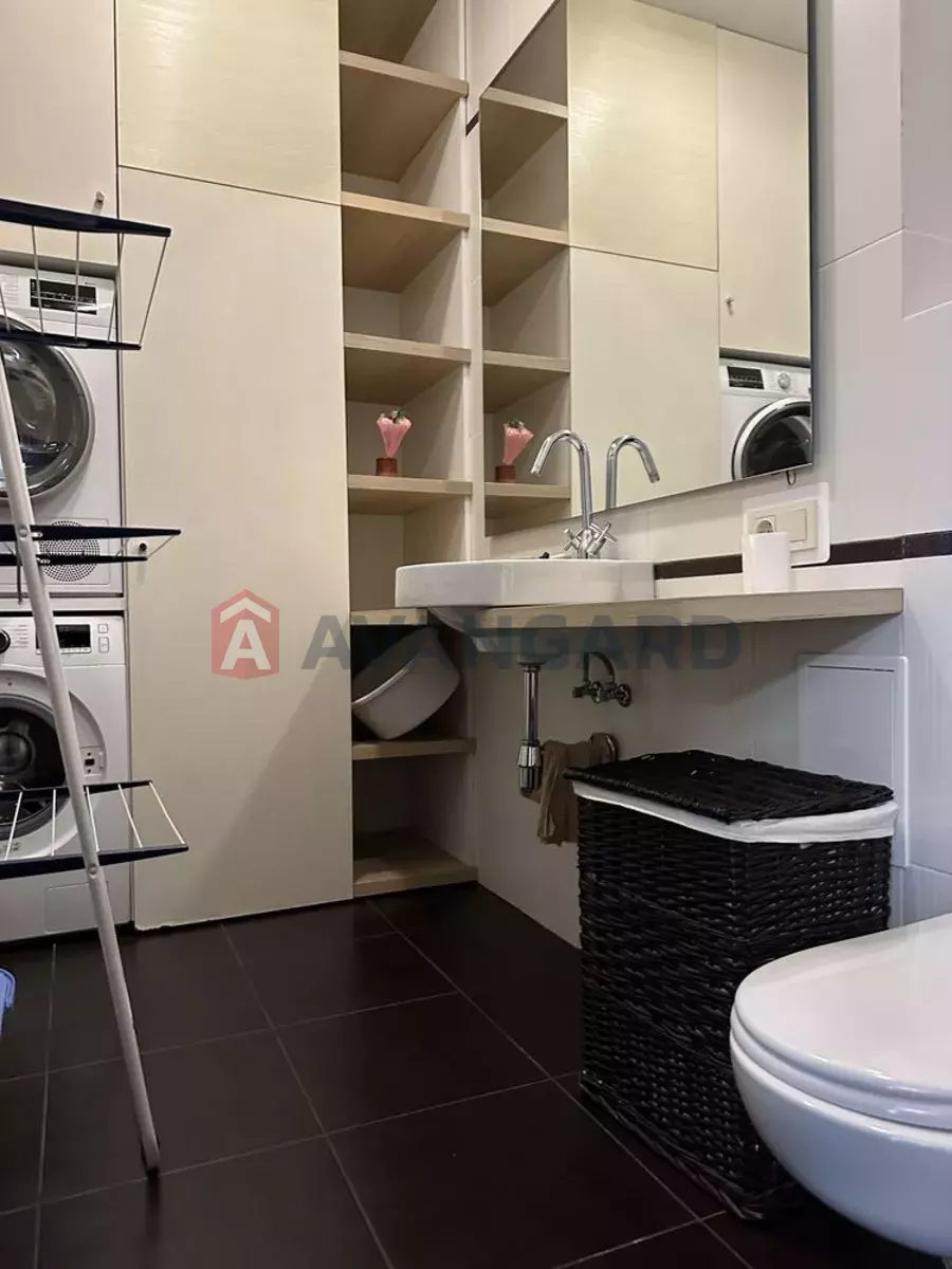 3 кім. квартира, 120/120/20 кв. м., 7/17 поверх фото 9 3 кім. квартира, 120/120/20 кв. м., 7/17 поверх фото 9