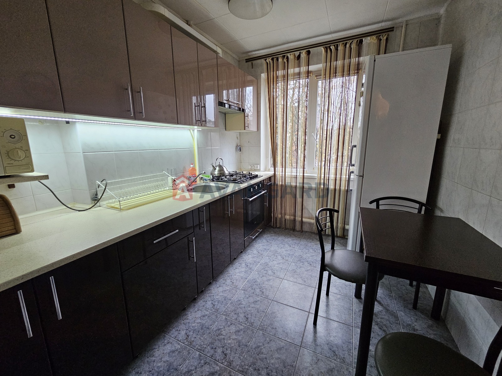 4 комн. квартира, 62/-/6 кв. м., 2/5 этаж фото 11 4 комн. квартира, 62/-/6 кв. м., 2/5 этаж фото 11