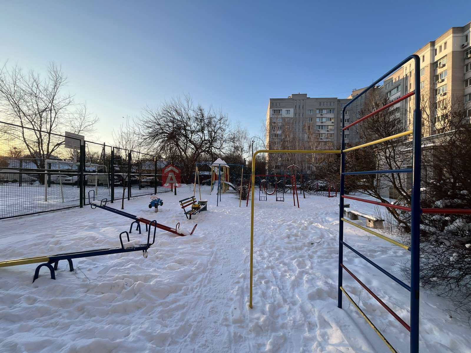 2 кім. квартира, 70/34/12 кв. м., 5/10 поверх фото 11 2 кім. квартира, 70/34/12 кв. м., 5/10 поверх фото 11