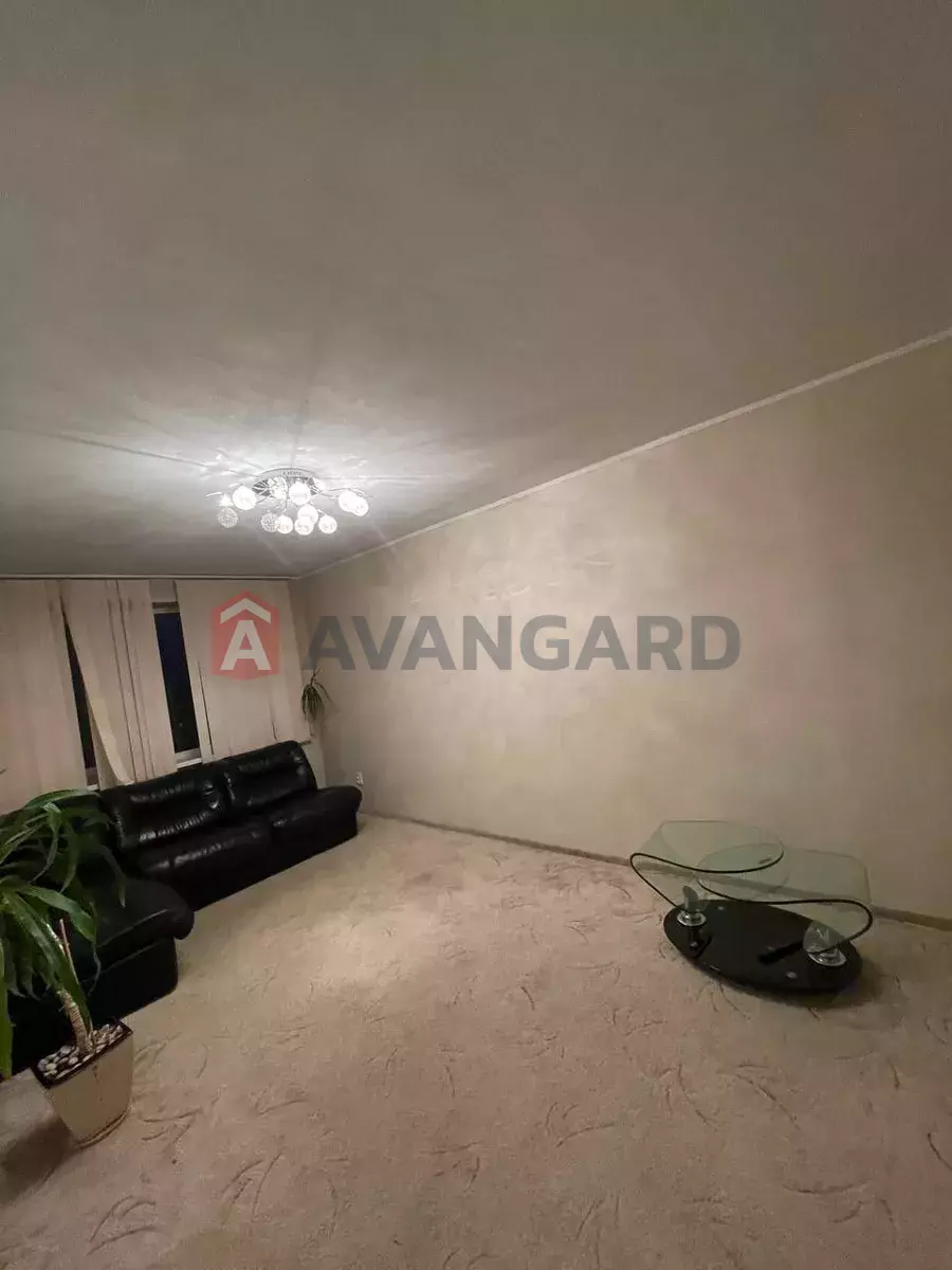 3 кім. квартира, 70/-/8 кв. м., 9/9 поверх фото 3 3 кім. квартира, 70/-/8 кв. м., 9/9 поверх фото 3