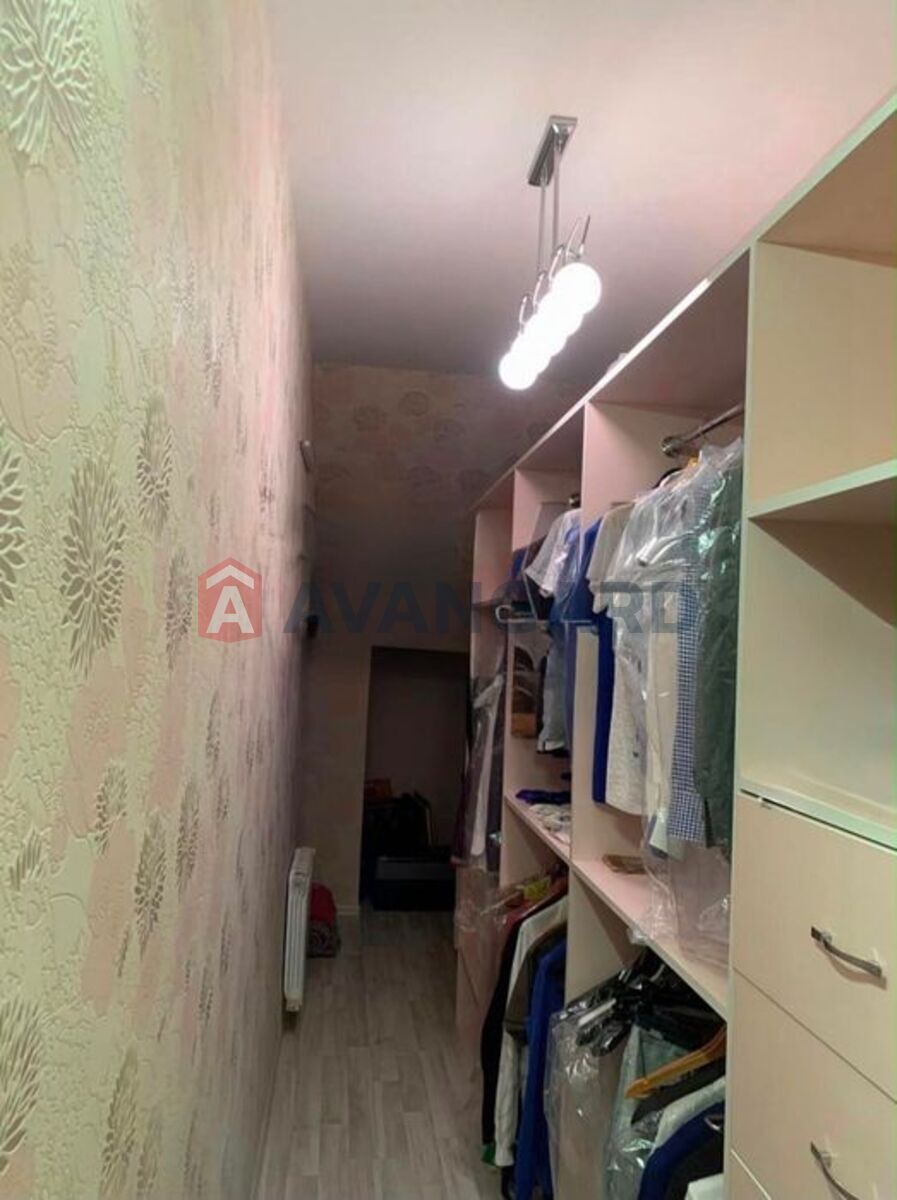 3 комн. квартира, 130/-/52 кв. м., 4/5 этаж фото 9 3 комн. квартира, 130/-/52 кв. м., 4/5 этаж фото 9