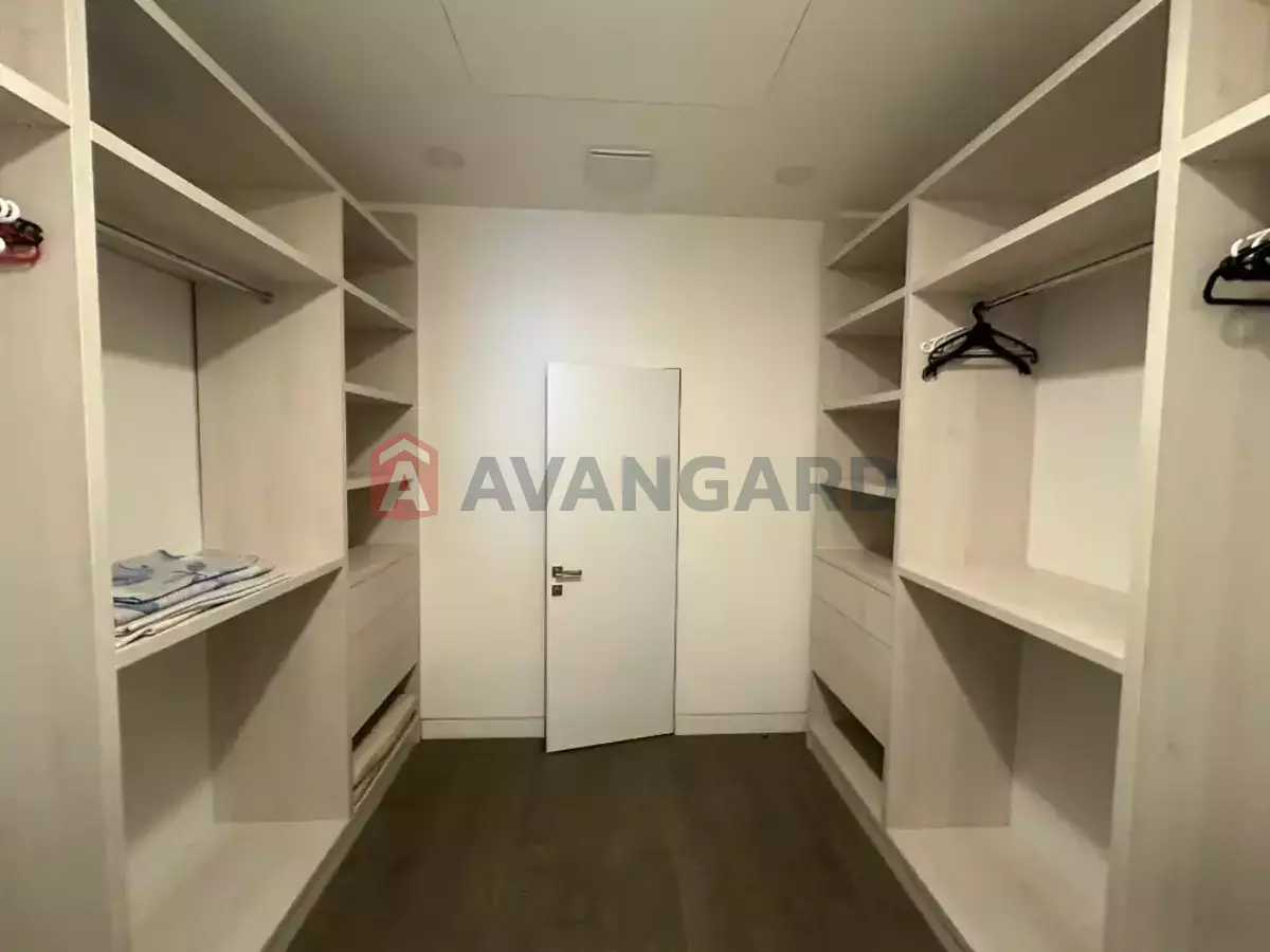 4 кім. квартира, 235/161/25 кв. м., 5/7 поверх фото 16 4 кім. квартира, 235/161/25 кв. м., 5/7 поверх фото 16