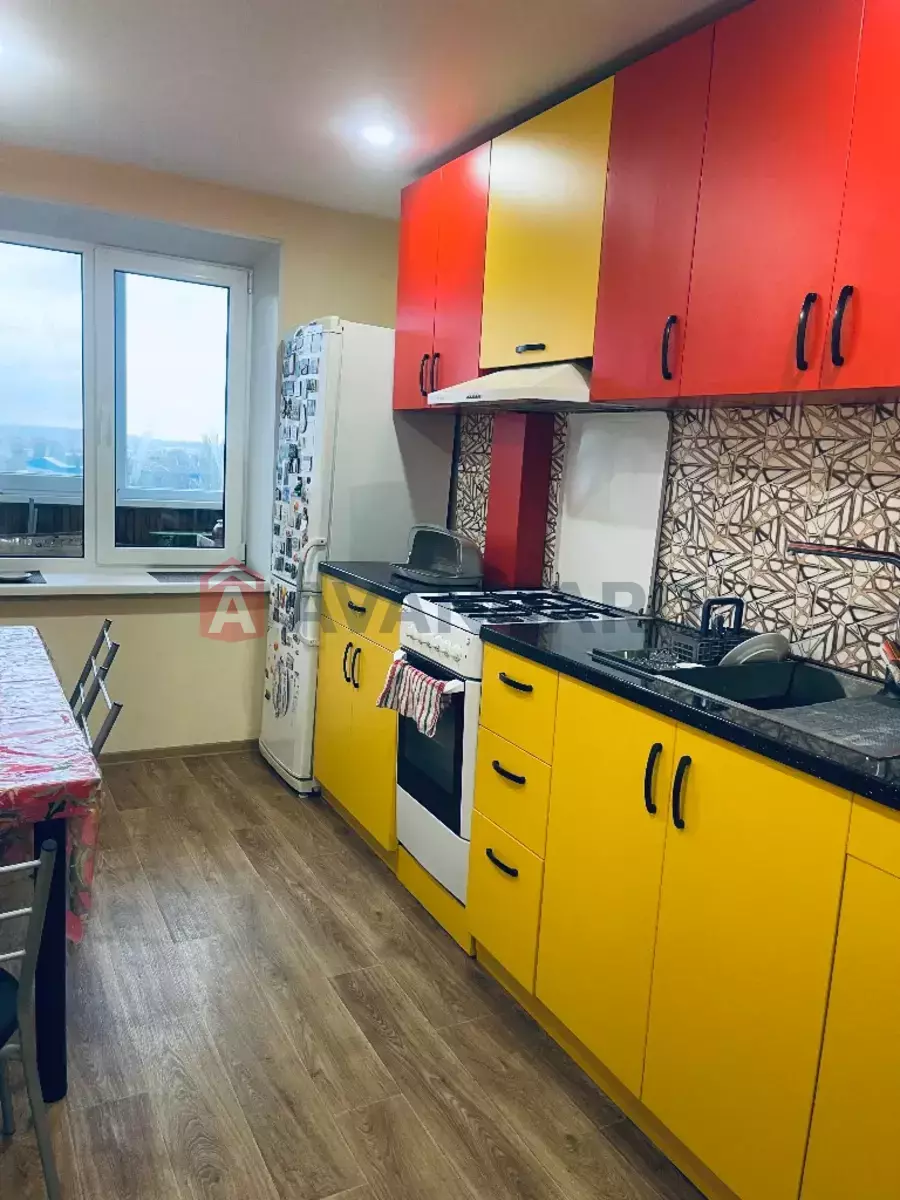 3 комн. квартира, 80/-/10 кв. м., 8/9 этаж фото 11 3 комн. квартира, 80/-/10 кв. м., 8/9 этаж фото 11