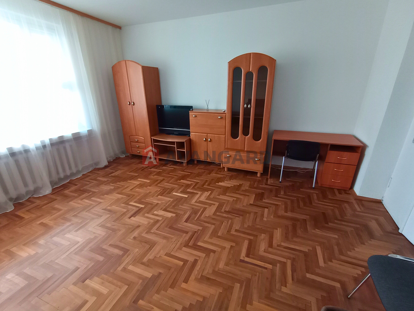 3 комн. квартира, 100/-/10 кв. м., 8/18 этаж фото 8 3 комн. квартира, 100/-/10 кв. м., 8/18 этаж фото 8