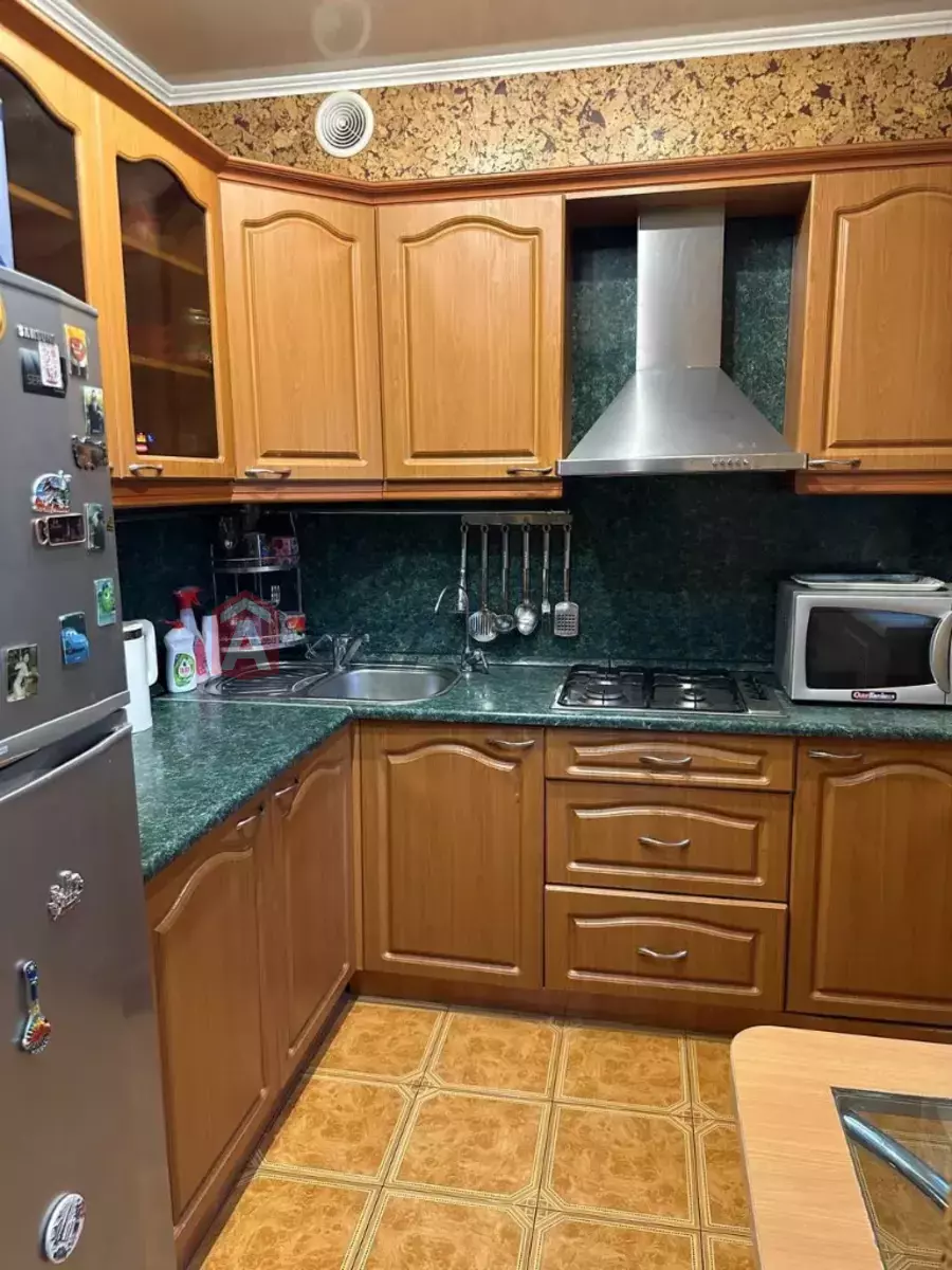 2 кім. квартира, 45/37/8 кв. м., 5/5 поверх фото 1 2 кім. квартира, 45/37/8 кв. м., 5/5 поверх фото 1