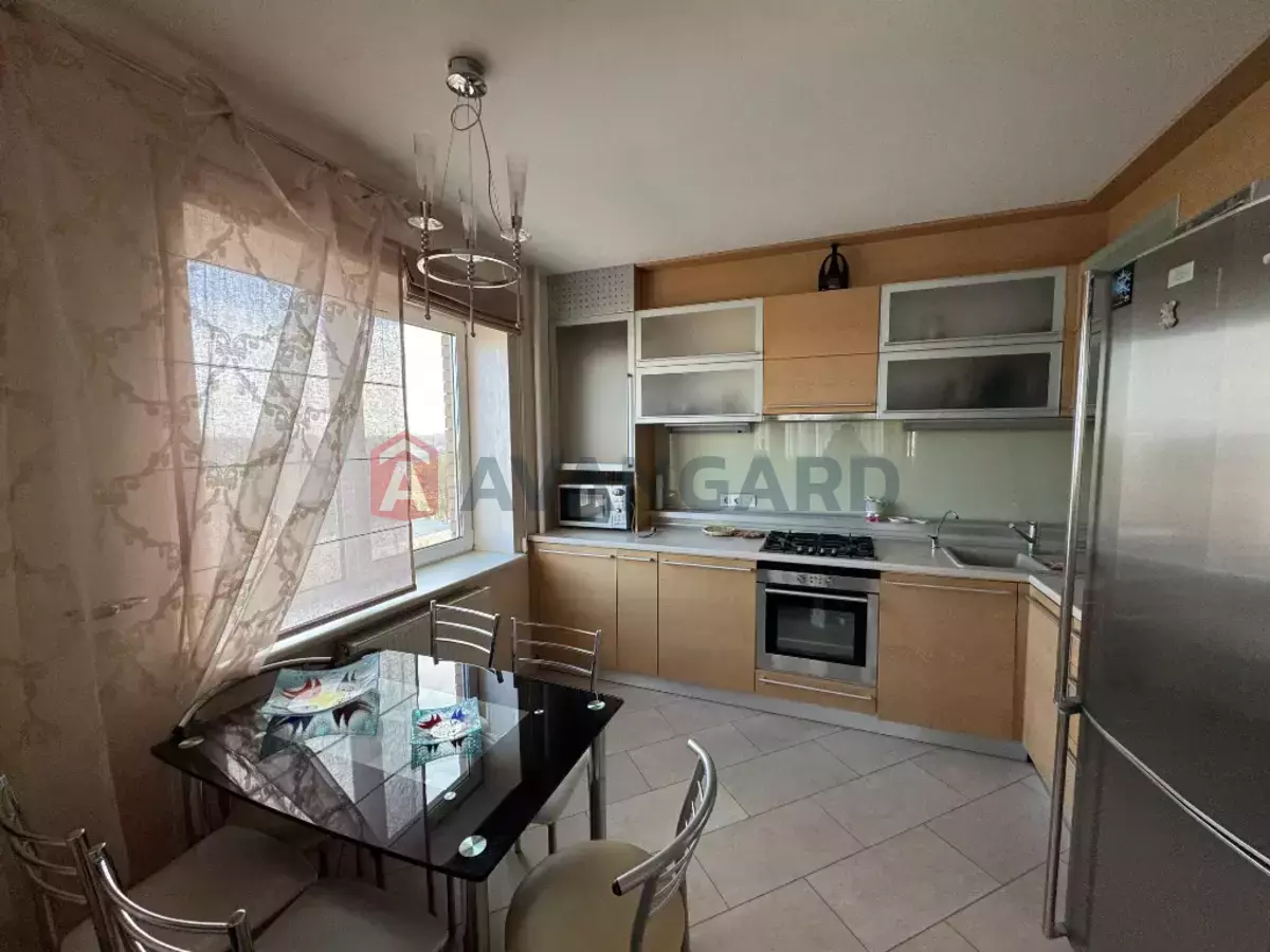 1 кім. квартира, 60/-/- кв. м., 6/10 поверх фото 2 1 кім. квартира, 60/-/- кв. м., 6/10 поверх фото 2