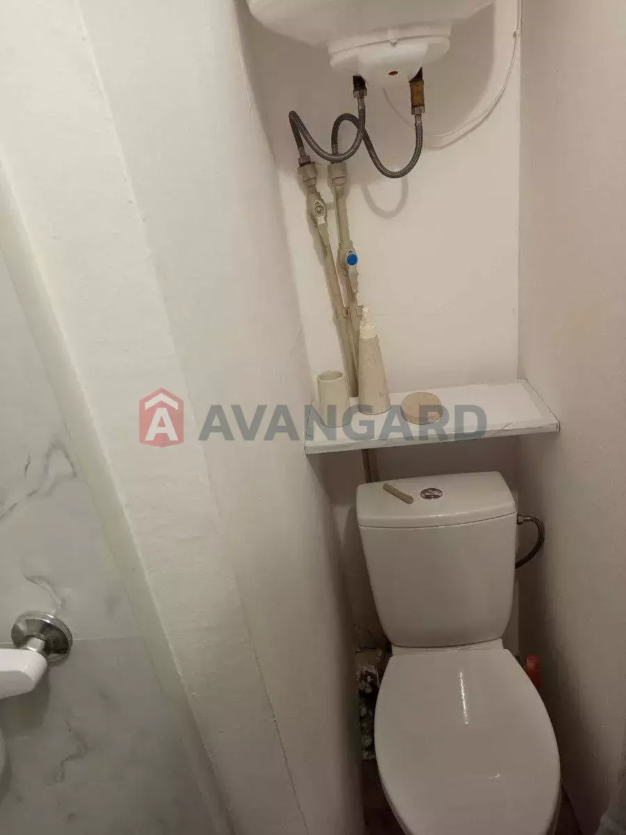 2 кім. квартира, 42/-/8 кв. м., 9/9 поверх фото 4 2 кім. квартира, 42/-/8 кв. м., 9/9 поверх фото 4