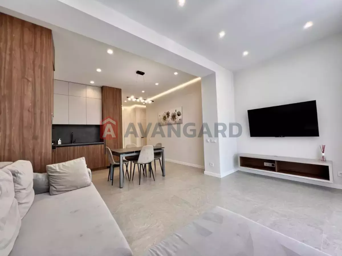 4 кім. квартира, 130/-/- кв. м., 12/13 поверх фото 7 4 кім. квартира, 130/-/- кв. м., 12/13 поверх фото 7