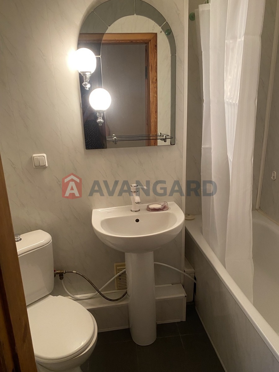 2 кім. квартира, 51/-/- кв. м., 4/4 поверх фото 6 2 кім. квартира, 51/-/- кв. м., 4/4 поверх фото 6