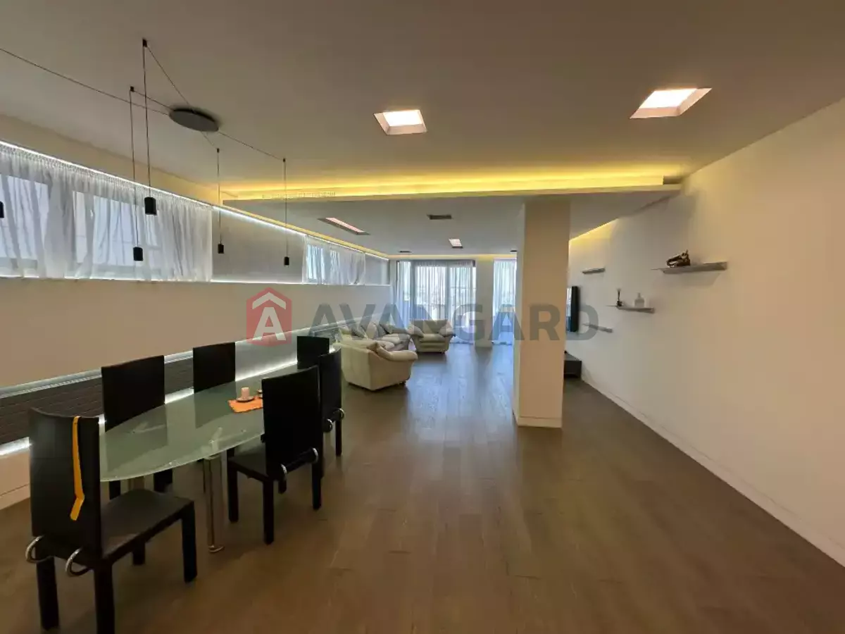 4 кім. квартира, 235/161/25 кв. м., 5/7 поверх фото 7 4 кім. квартира, 235/161/25 кв. м., 5/7 поверх фото 7