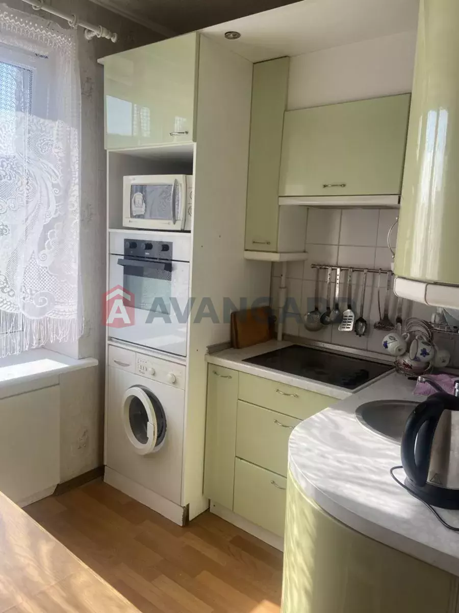 3 кім. квартира, 78/-/6 кв. м., 7/9 поверх фото 1 3 кім. квартира, 78/-/6 кв. м., 7/9 поверх фото 1