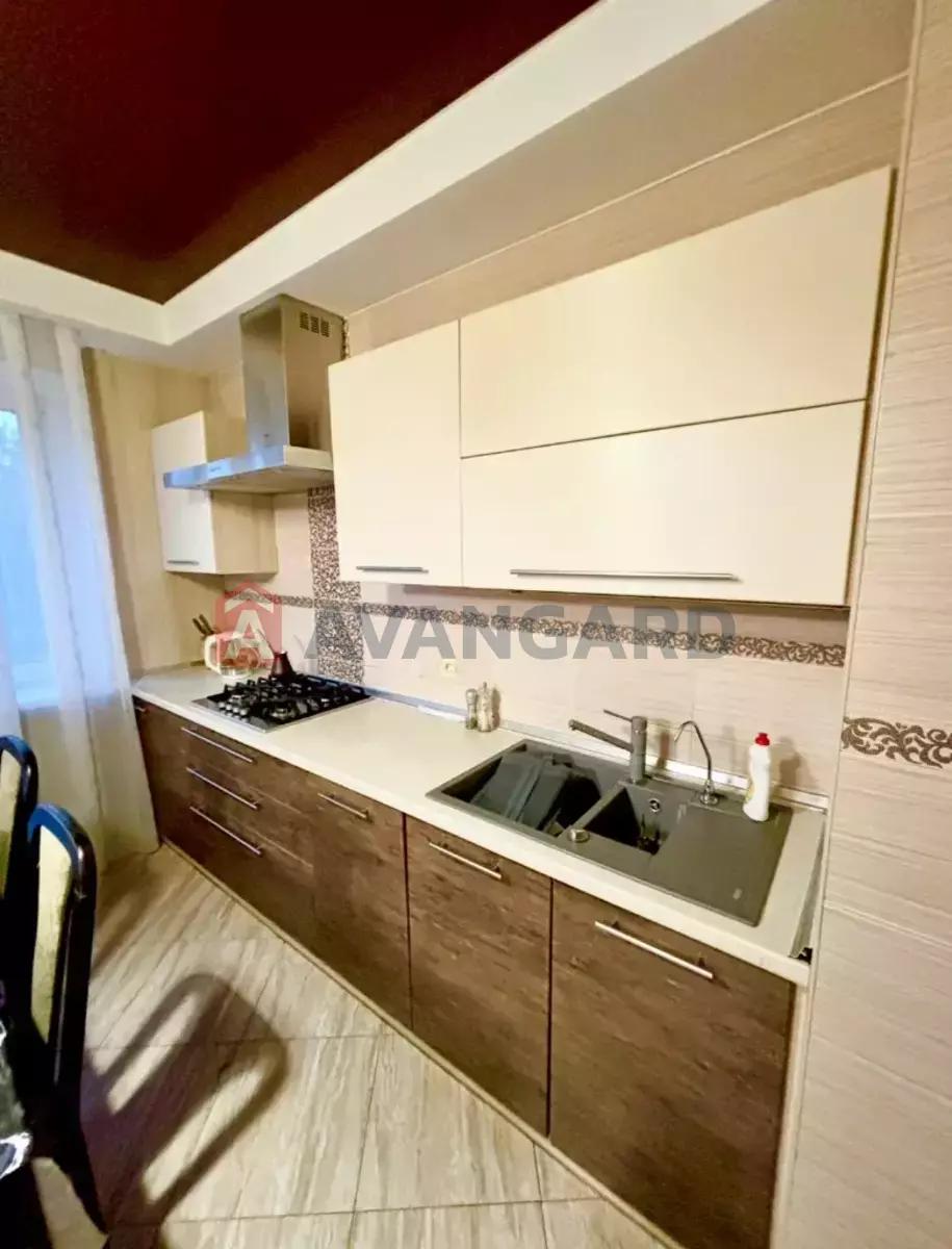 3 кім. квартира, 63/53/10 кв. м., 3/10 поверх фото 4 3 кім. квартира, 63/53/10 кв. м., 3/10 поверх фото 4