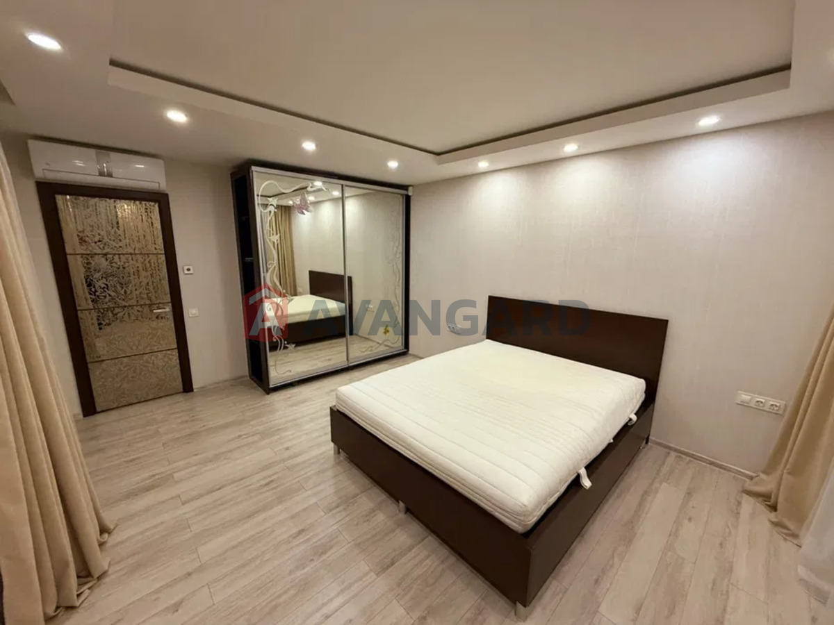 3 кім. квартира, 106/-/30 кв. м., 2/10 поверх фото 4 3 кім. квартира, 106/-/30 кв. м., 2/10 поверх фото 4