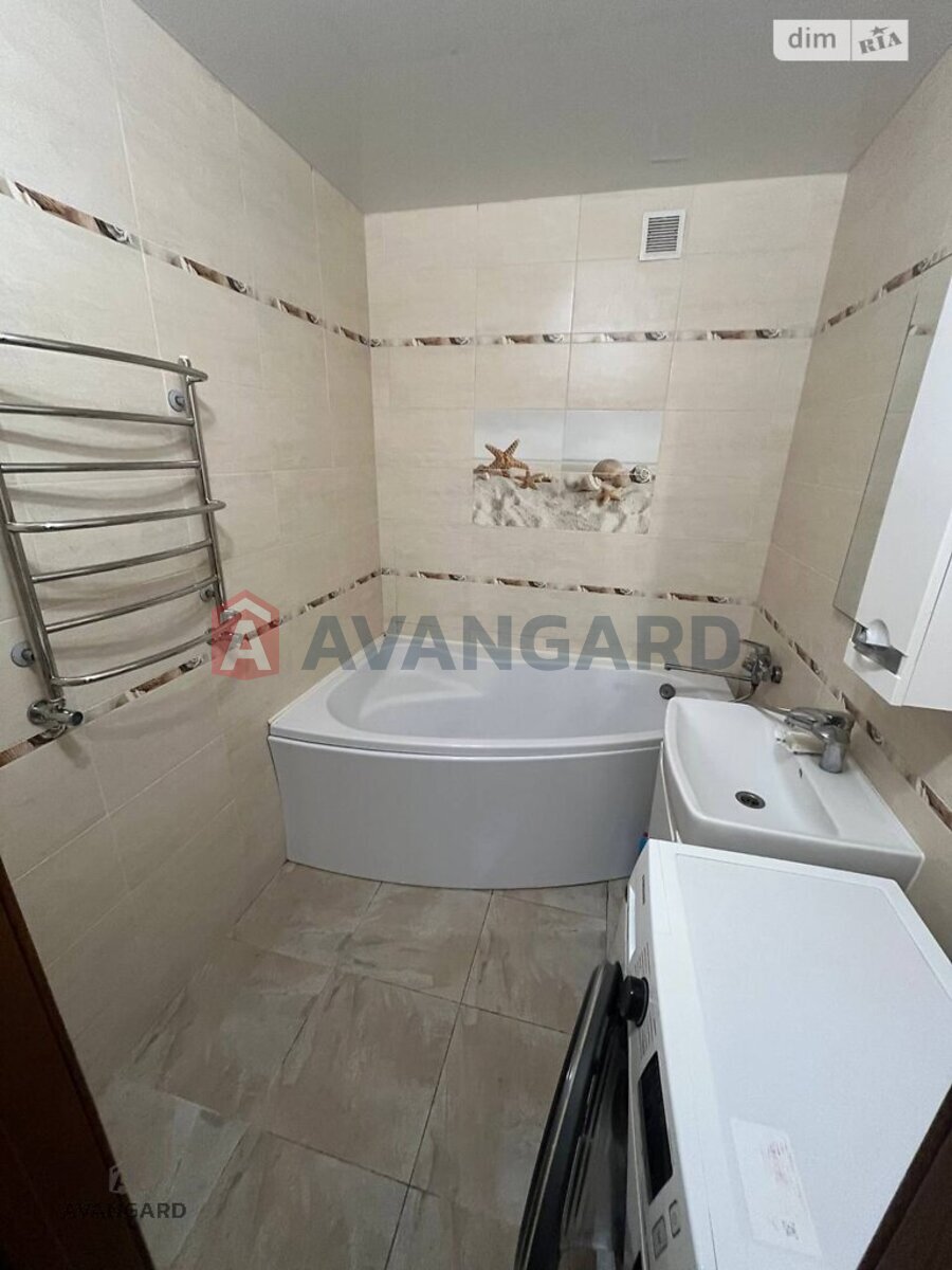 2 комн. квартира, 64/-/- кв. м., 1/6 этаж фото 2 2 комн. квартира, 64/-/- кв. м., 1/6 этаж фото 2