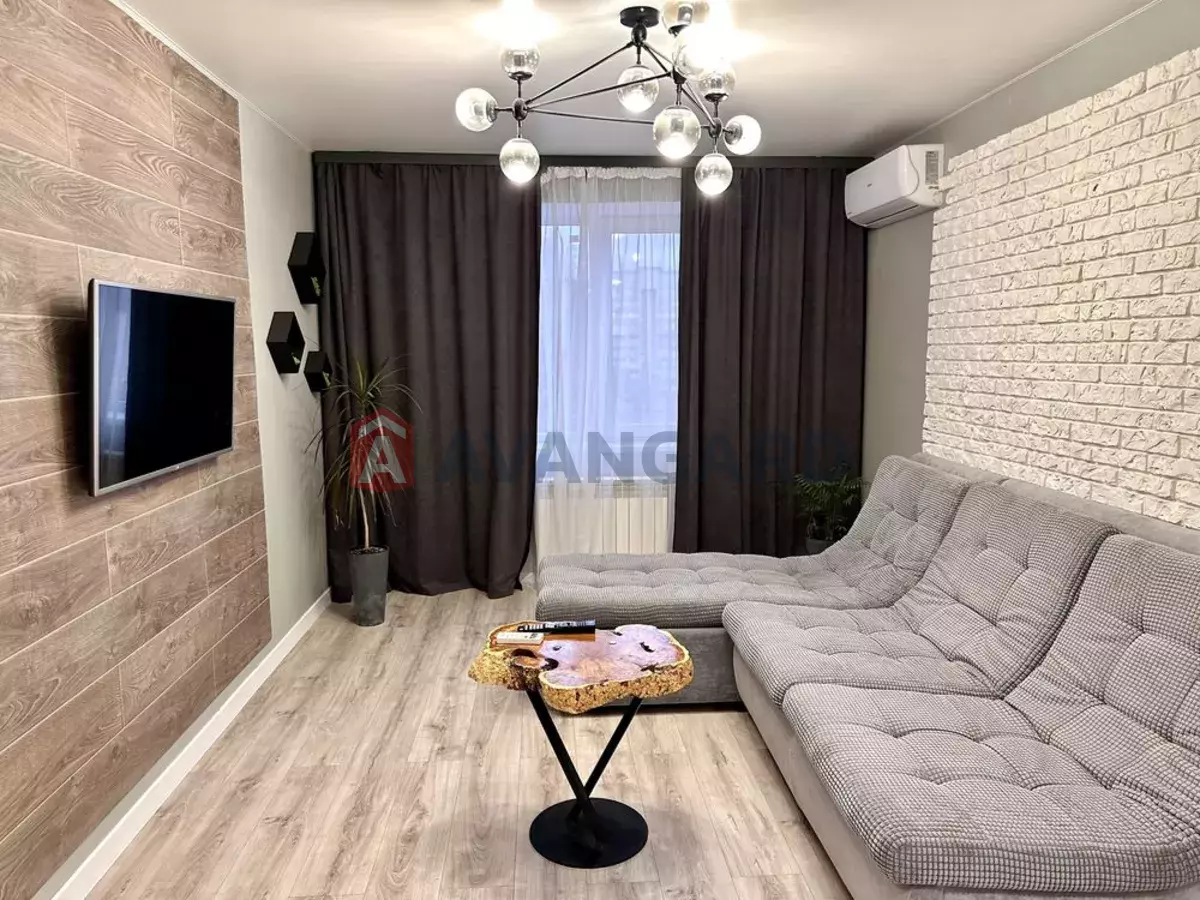 3 кім. квартира, 65/-/8 кв. м., 8/9 поверх фото 1 3 кім. квартира, 65/-/8 кв. м., 8/9 поверх фото 1