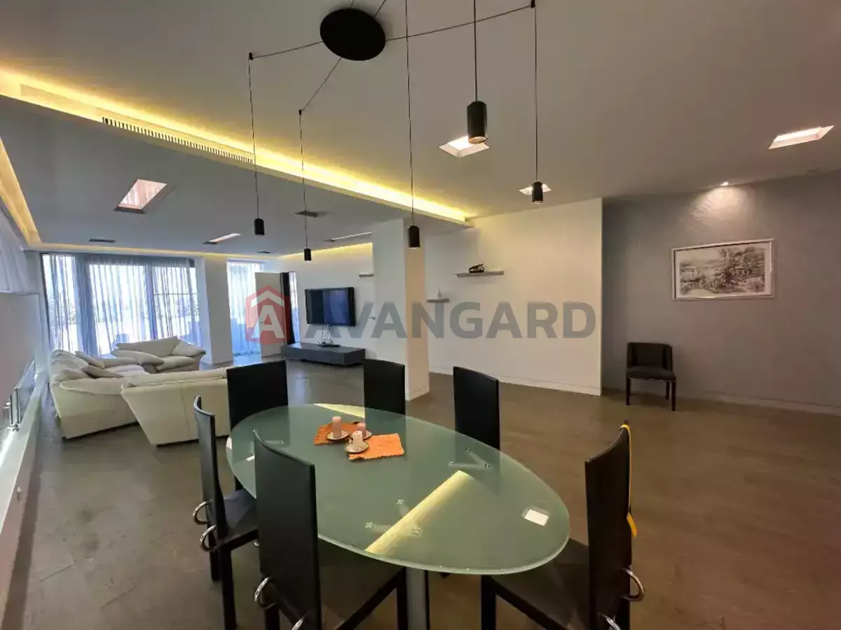 4 кім. квартира, 235/161/25 кв. м., 5/7 поверх фото 2 4 кім. квартира, 235/161/25 кв. м., 5/7 поверх фото 2