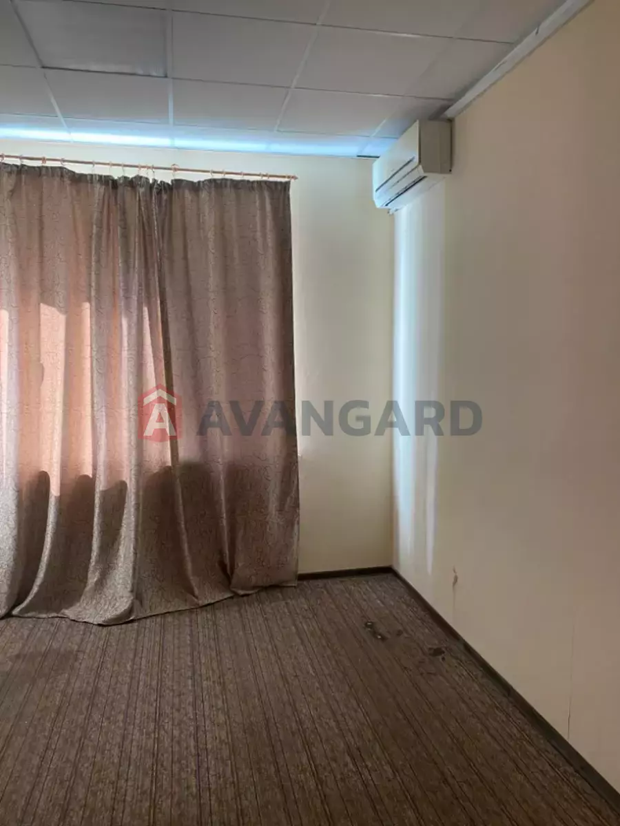 4 комн. квартира, 82/-/- кв. м., 2/4 этаж фото 9 4 комн. квартира, 82/-/- кв. м., 2/4 этаж фото 9