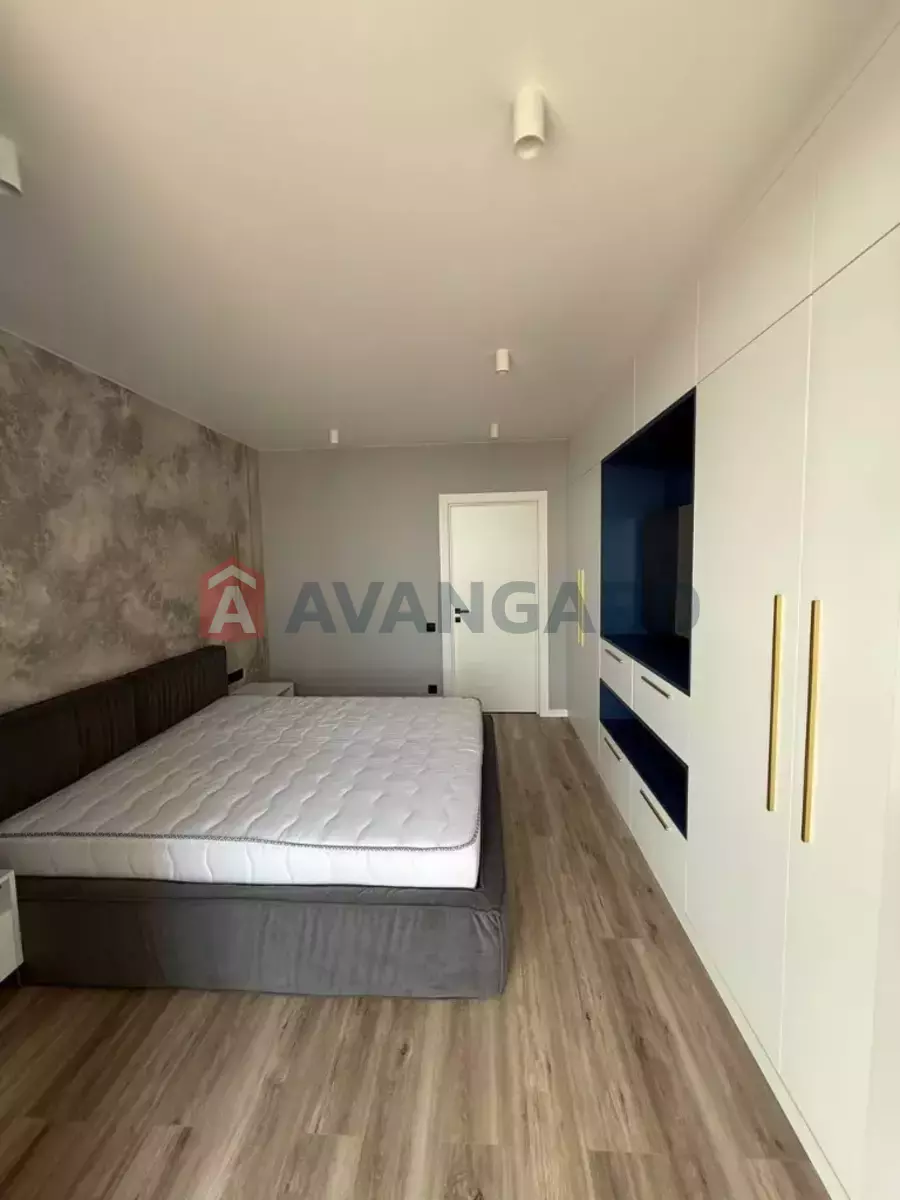 3 кім. квартира, 70/50/15 кв. м., 9/10 поверх фото 2 3 кім. квартира, 70/50/15 кв. м., 9/10 поверх фото 2