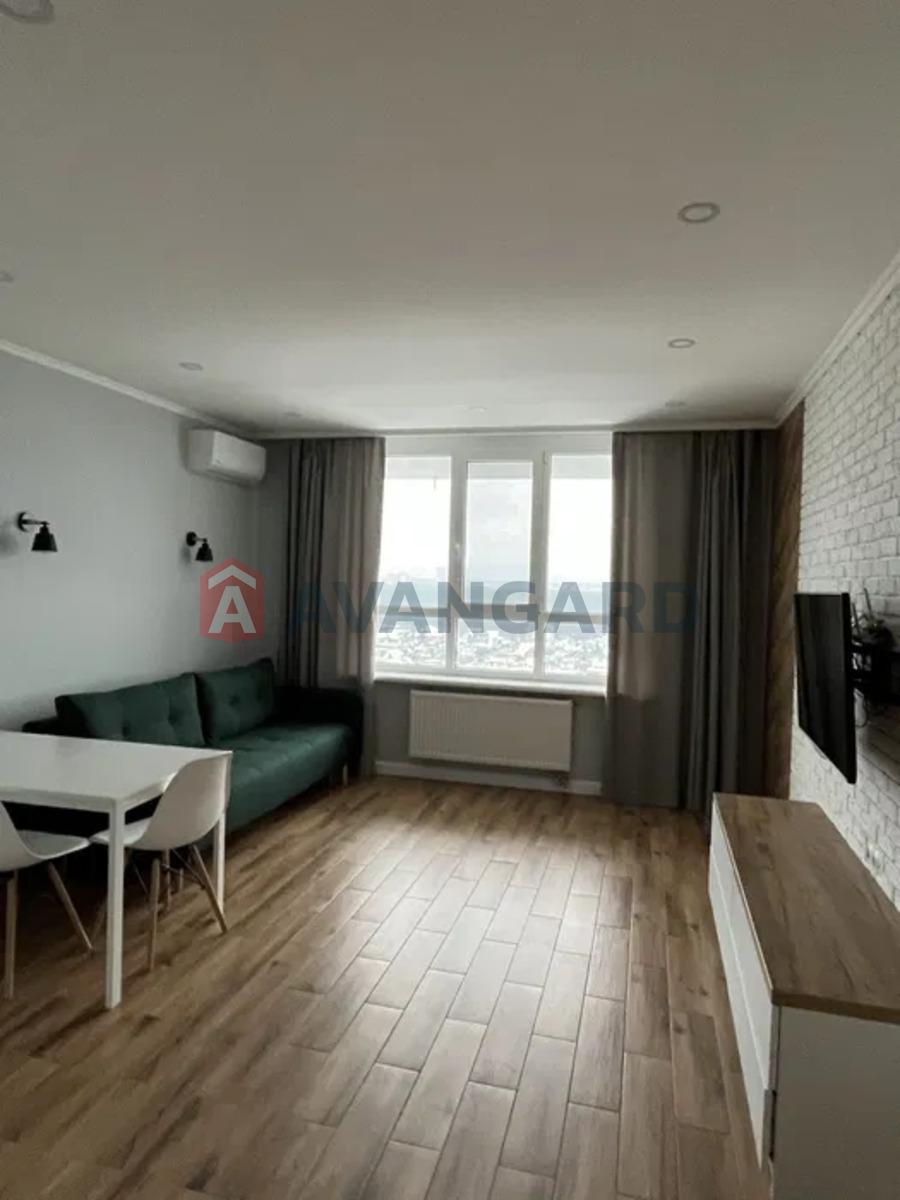 1 кім. квартира, 32/-/15 кв. м., 14/25 поверх фото 1 1 кім. квартира, 32/-/15 кв. м., 14/25 поверх фото 1