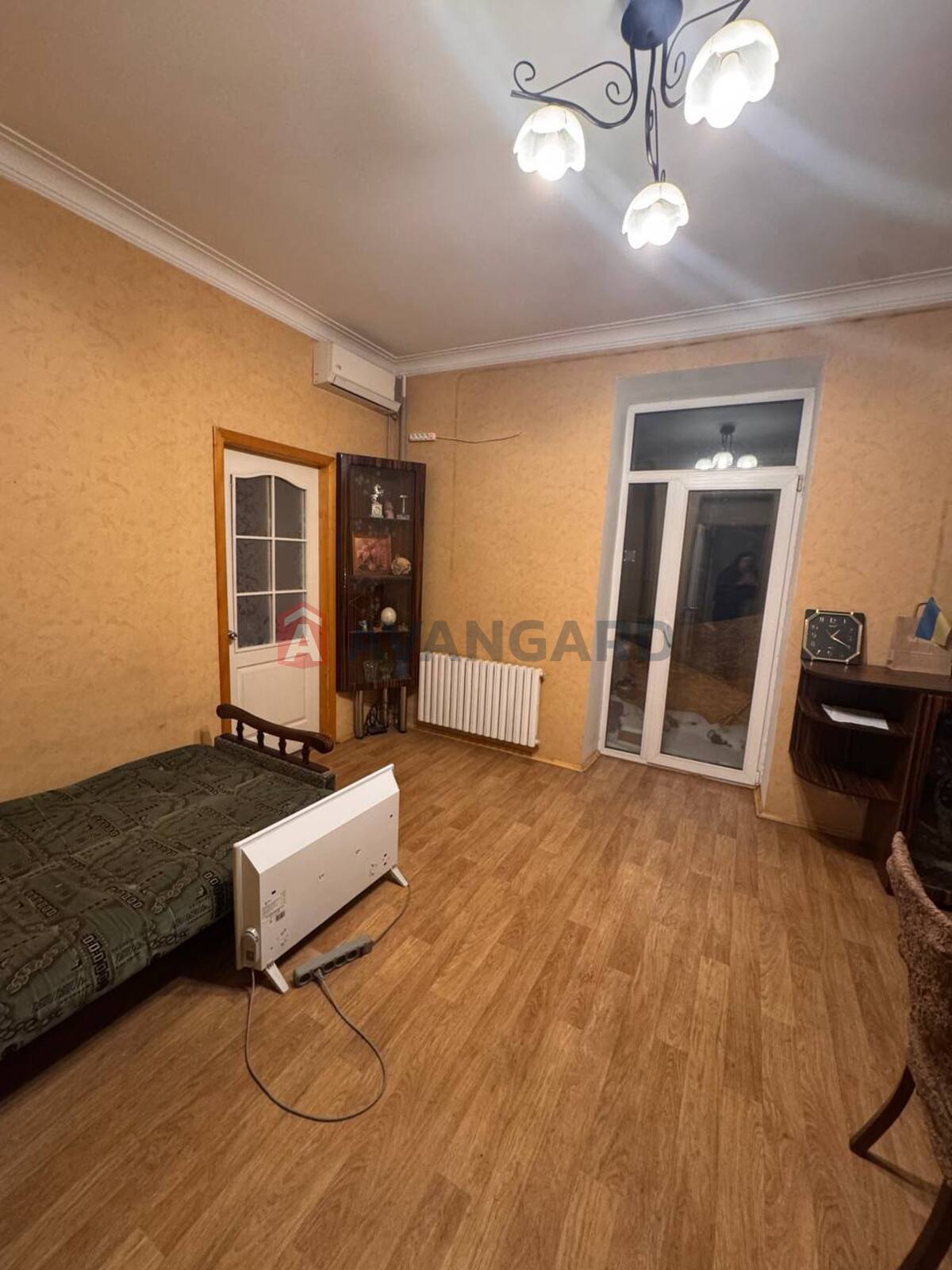 2 кім. квартира, 50/-/- кв. м., 2/5 поверх фото 3 2 кім. квартира, 50/-/- кв. м., 2/5 поверх фото 3