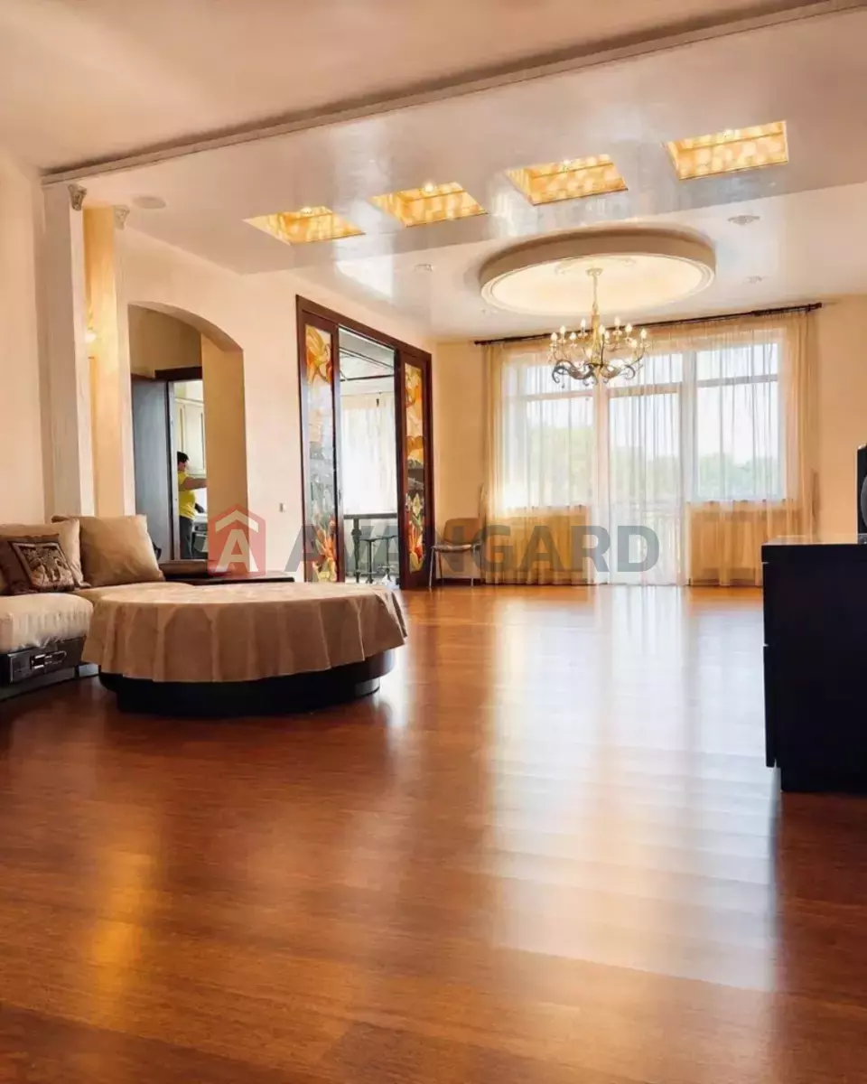 4 комн. квартира, 200/150/30 кв. м., 5/9 этаж фото 19 4 комн. квартира, 200/150/30 кв. м., 5/9 этаж фото 19