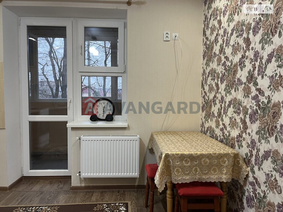 1 кім. квартира, 40/-/10 кв. м., 2/4 поверх фото 2 1 кім. квартира, 40/-/10 кв. м., 2/4 поверх фото 2