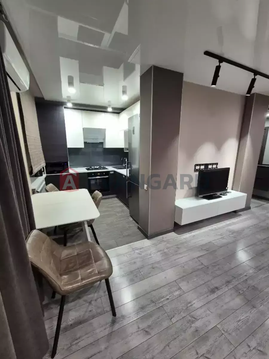 2 комн. квартира, 50/30/6 кв. м., 2/5 этаж фото 3 2 комн. квартира, 50/30/6 кв. м., 2/5 этаж фото 3