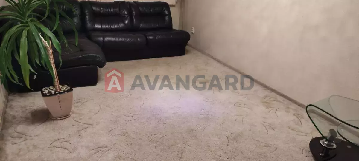 3 кім. квартира, 70/-/8 кв. м., 9/9 поверх фото 1 3 кім. квартира, 70/-/8 кв. м., 9/9 поверх фото 1