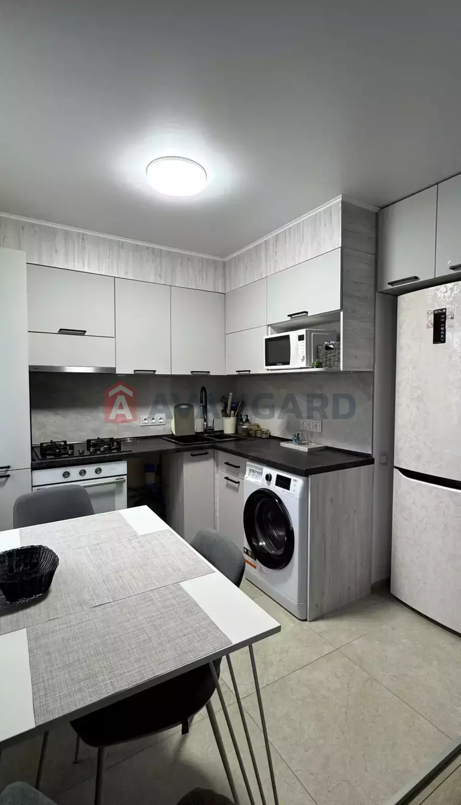 2 кім. квартира, 45/25/10 кв. м., 4/5 поверх фото 3 2 кім. квартира, 45/25/10 кв. м., 4/5 поверх фото 3