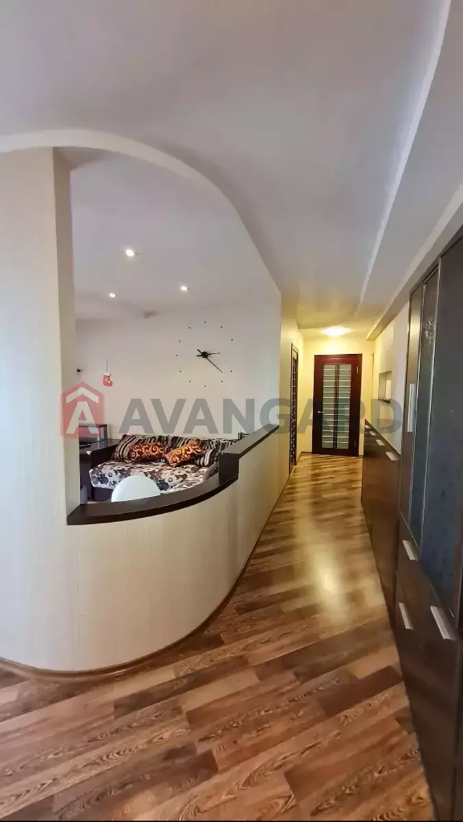 3 кім. квартира, 70/-/- кв. м., 9/11 поверх фото 2 3 кім. квартира, 70/-/- кв. м., 9/11 поверх фото 2