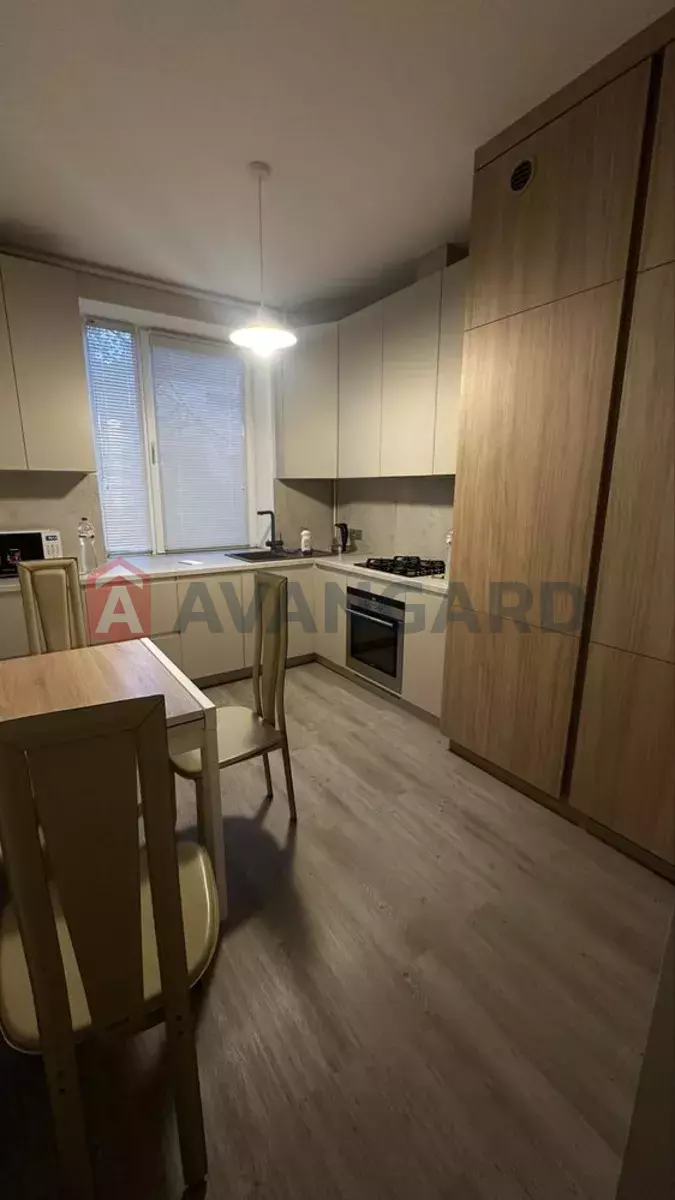 2 кім. квартира, 50/-/9 кв. м., 1/2 поверх фото 1 2 кім. квартира, 50/-/9 кв. м., 1/2 поверх фото 1